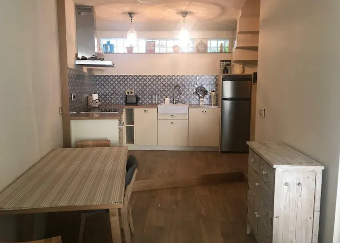 Preciosa Casa En El Casco Historico De